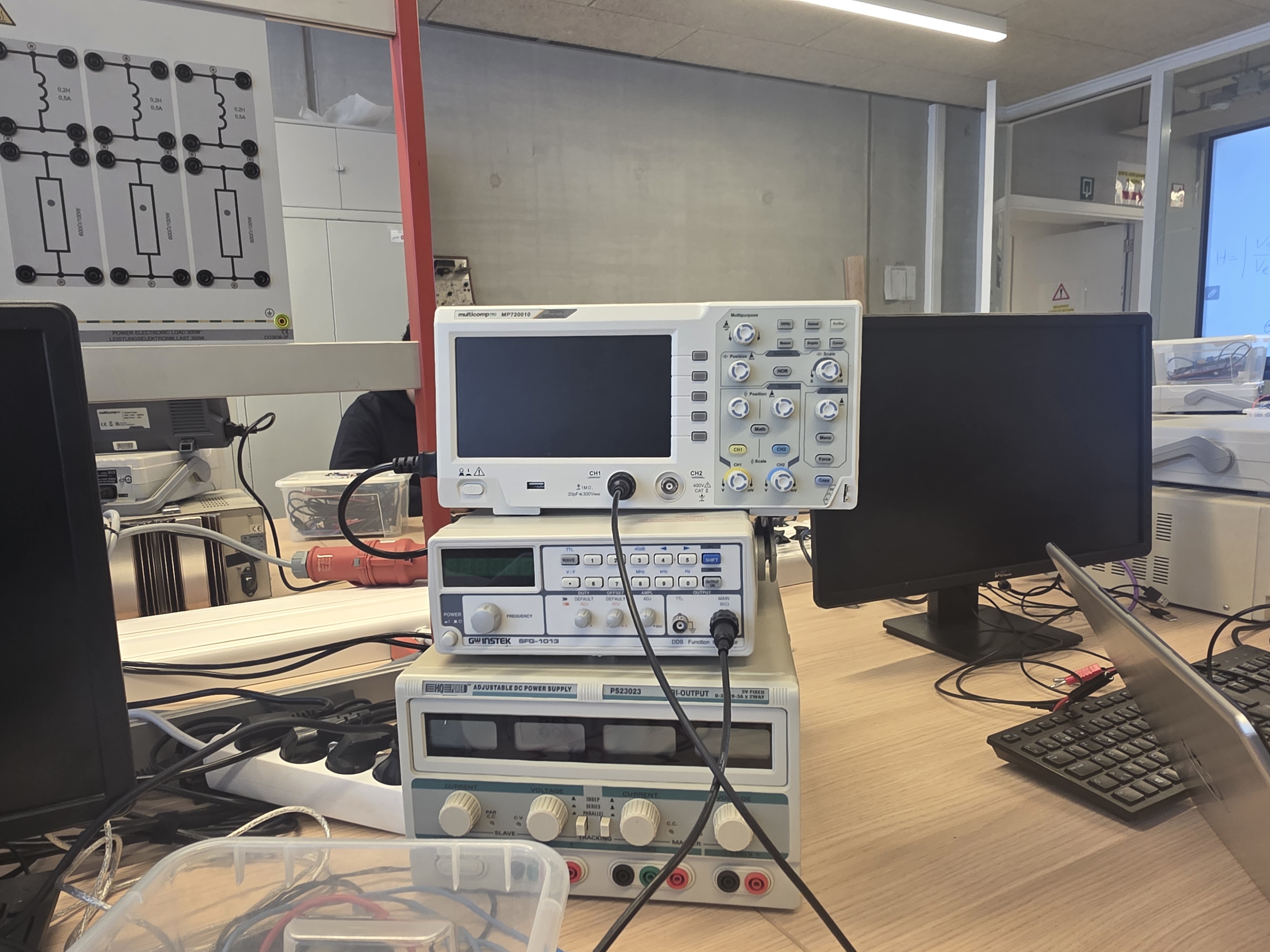 Poste de Test PCB